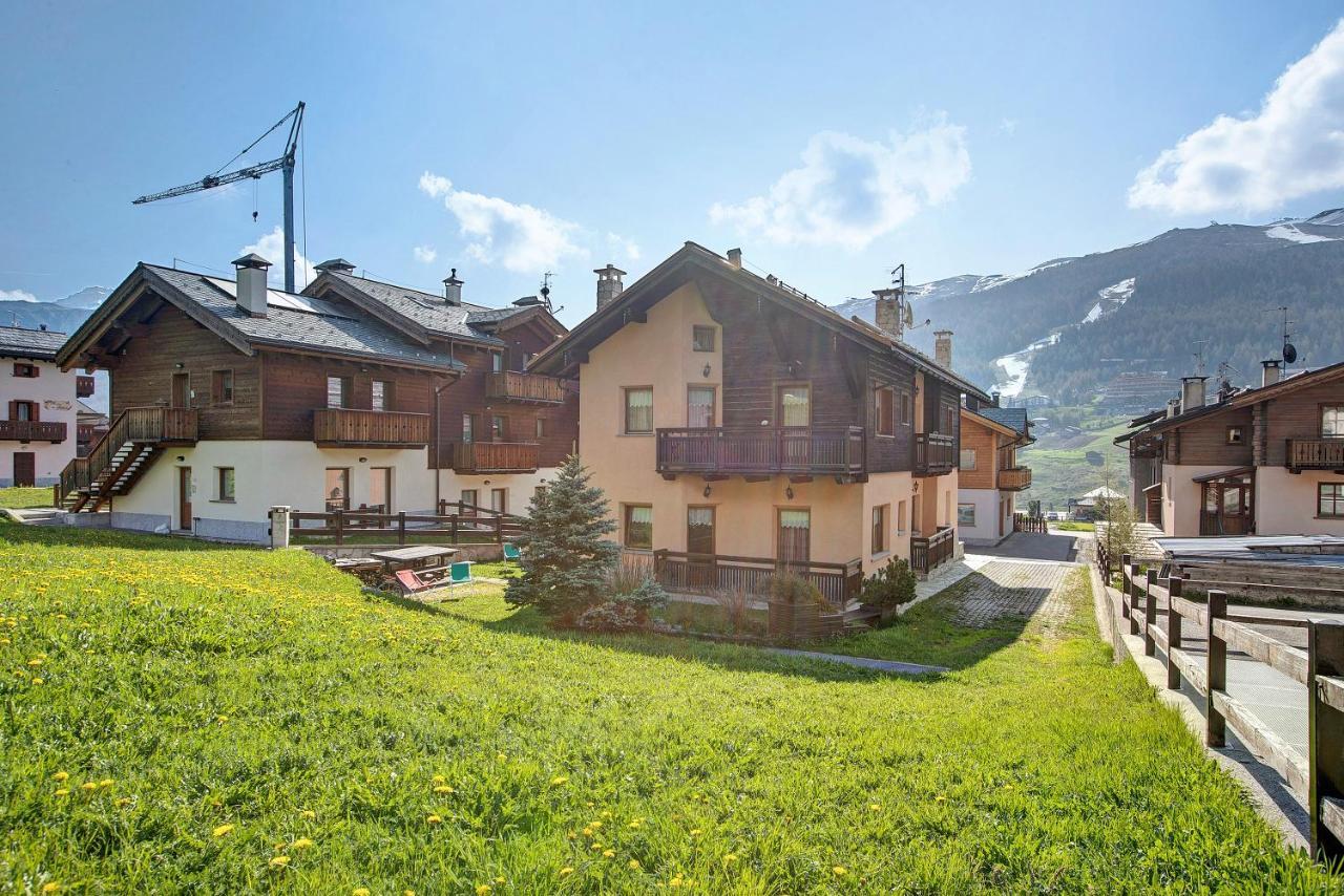 Baita Truzz Appartamento Valle Livigno Eksteriør billede